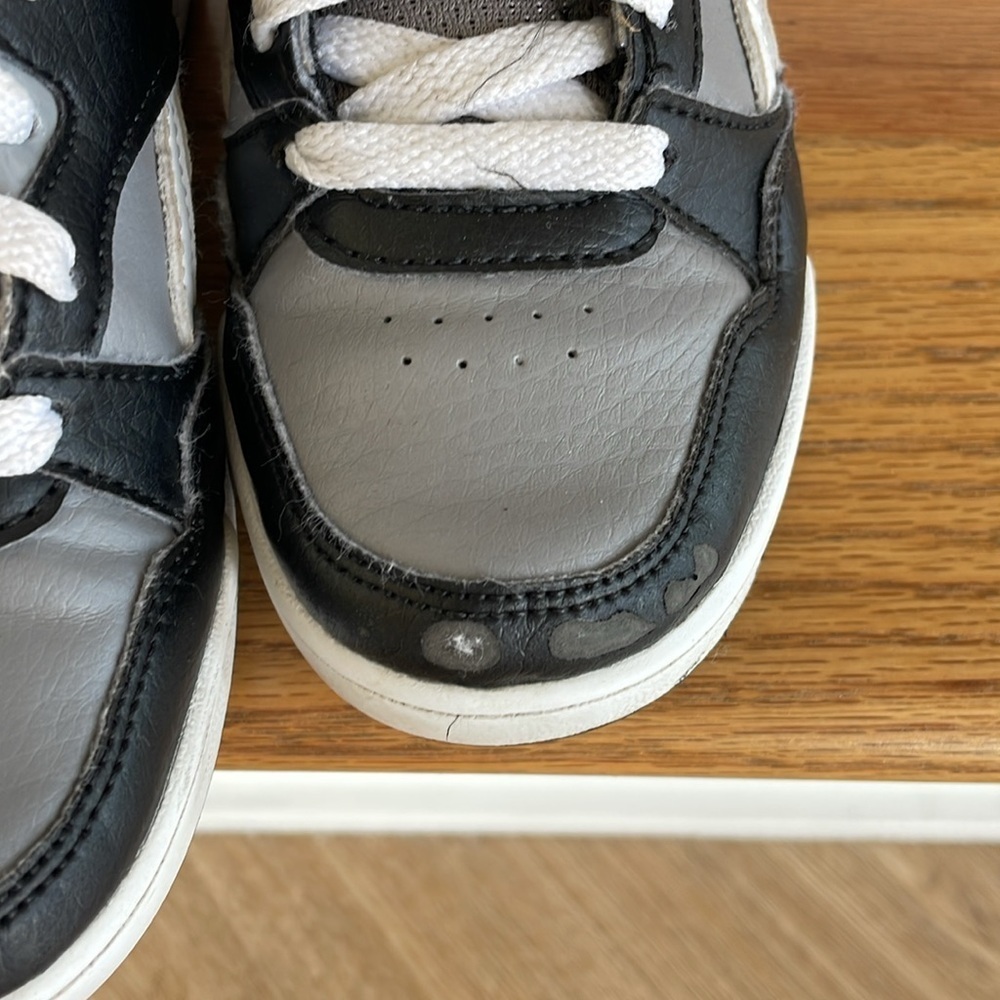 Reebok Shoes - Picture 6 of 6
